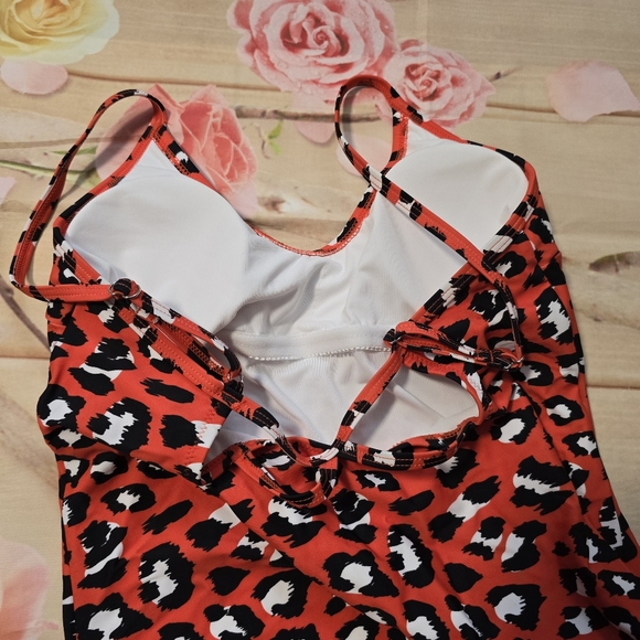 NWOT Cupshe leopard print one piece - Picture 4 of 6